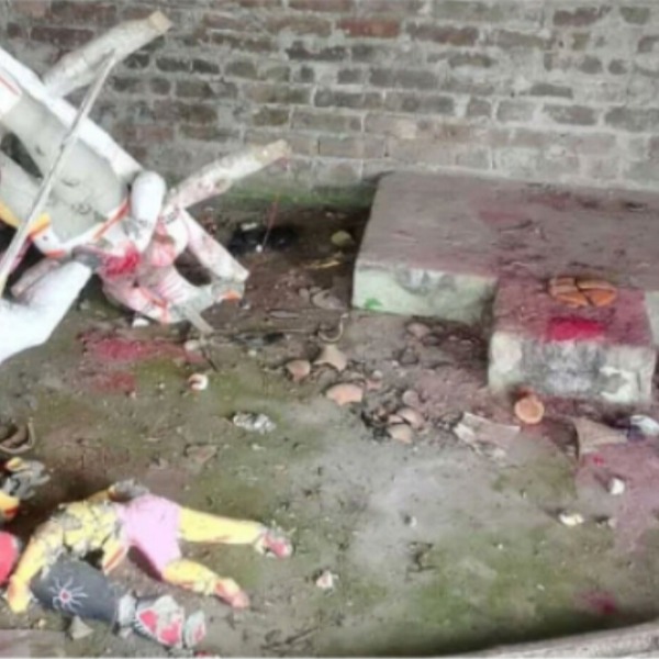 বগুড়ায় এক রাতে তিন মন্দিরে প্রতিমা ভাঙচু