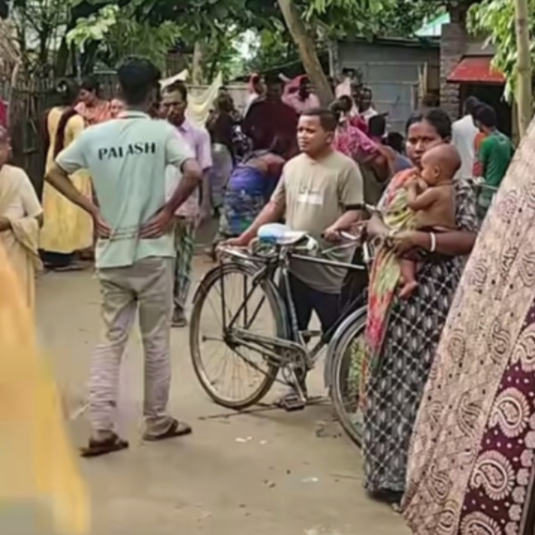 ঠাকুরগাঁওয়ের বালিয়াডাঙ্গীতে নিখোঁজ চার স্কুলছাত্রী...