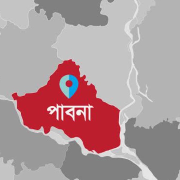 পাবনায় পরিত্যক্ত টয়লেটের সেপটিক ট্যাংক থ