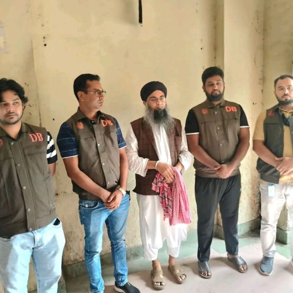বগুড়া ডিবি পুলিশের অভিযানে আলোচিত এনসিপি