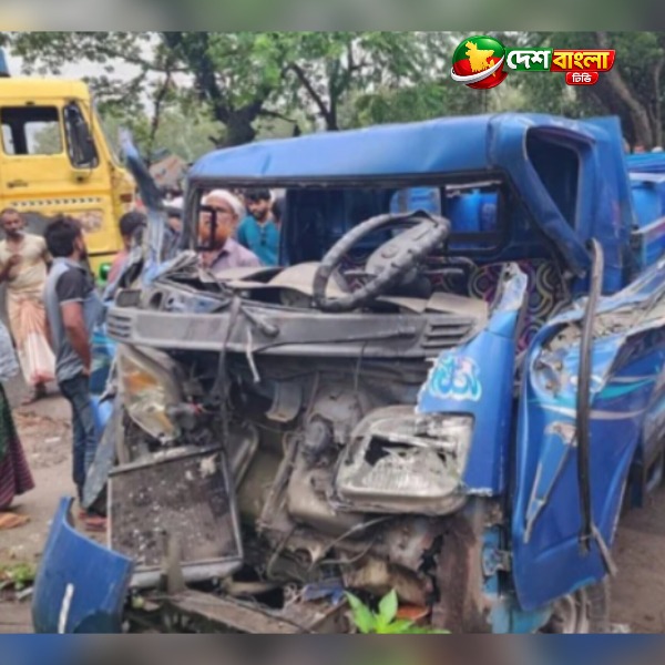 উল্লাপাড়ায় সড়কে প্রাণ গেল ব্যবসায়ীর, ক্ষোভে মহাসড়ক...