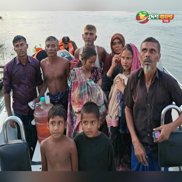 চাঁপাইনবাবগঞ্জ সীমান্তে পদ্মায় নৌকাডুবি,