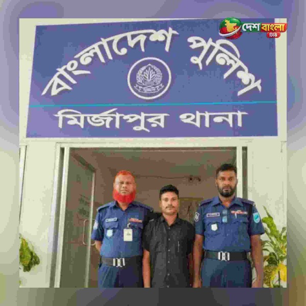 মির্জাপুরে দুর্গামন্দিরে প্রতিমা ভাঙচুর,