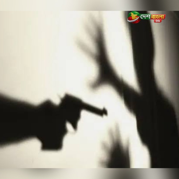 রূপসায় বাড়ির সামনে গুলিতে নিহত বাবা, দেড়