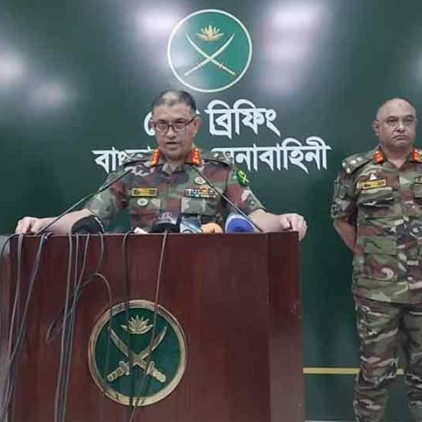 সেনাবাহিনী ও সেনাপ্রধানকে নিয়ে সামাজিক যোগাযোগমাধ্যমে বিভ্রান্তিকর তথ্য প্রচারের বিষয়ে সতর্ক করেছে আইএসপিআর