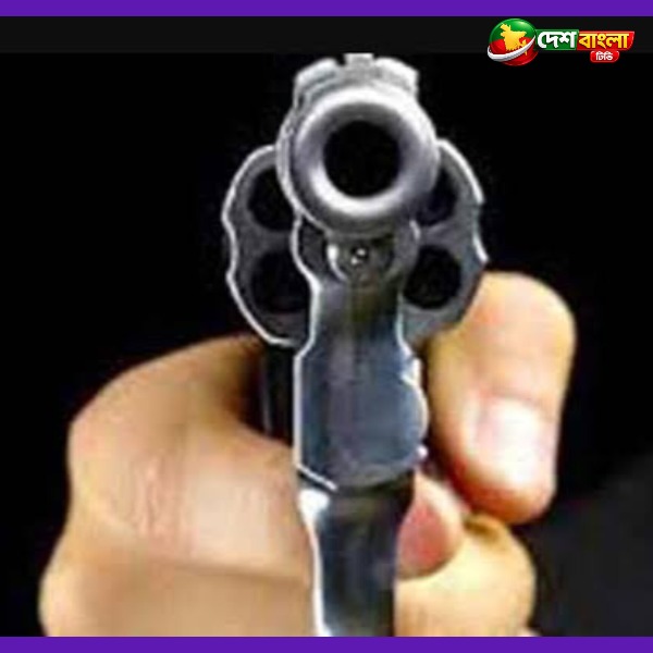 খুলনায় মায়ের সামনে মেয়েকে গুলি করে হত্যা...
